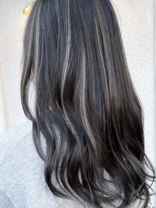 西葛西にある美容室「シーズヘア（SEES HAIR ）」のヘアスタイル「ハイライトいれてイメチェン☆西葛西／西葛西駅近／西葛西南口／西葛西髪質改善／西葛西TOKIO／西葛西イルミナカラー／西葛」