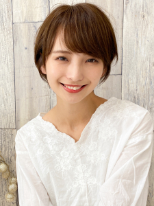 西葛西にある美容室「シーズヘア（SEES HAIR ）」のヘアスタイル「大人可愛いショートボブ♪【SEES西葛西【】」