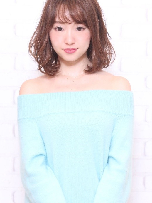 西葛西にある美容室「シーズヘア（SEES HAIR ）」のヘアスタイル「ふんわりパーマ　ボブ」の拡大画像